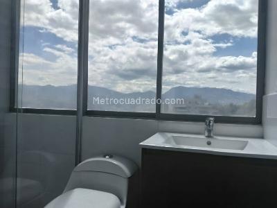 Apartamento de 4 alcobas en venta en Poblado Altos Del Poblado, Medellín, 170 m² · foto 18 de 20