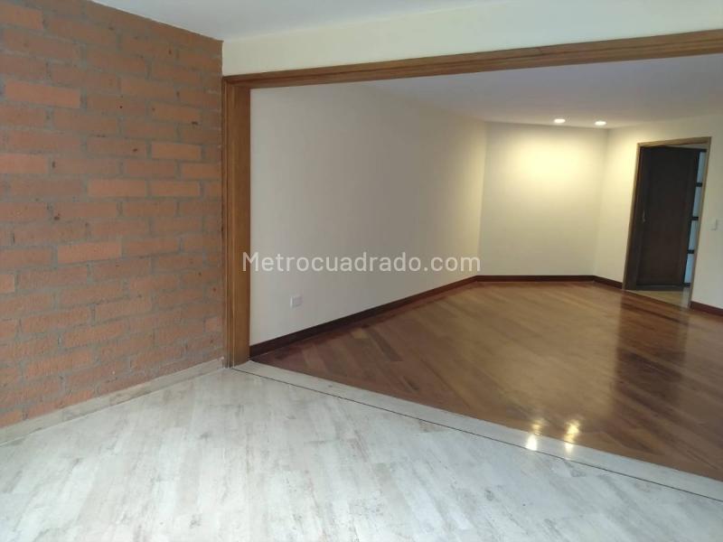 Spacious 3BR Apartment for Rent in El Poblado (La Florida) - 3