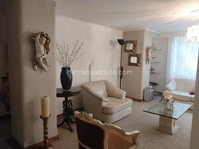 Apartamento de 3 alcobas en venta en Los Balsos, Medellín, 200 m² · foto 2 de 19