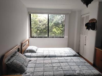 Apartamento de 3 alcobas en venta en Los Balsos, Medellín, 200 m² · foto 9 de 19