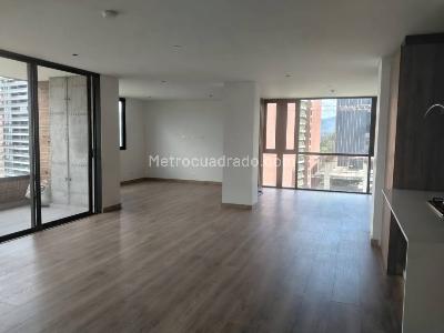 Apartamento de 2 alcobas en venta en Las Palmas, Medellín, 143 m² · foto 2 de 20