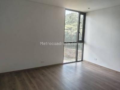 Apartamento de 2 alcobas en venta en Las Palmas, Medellín, 143 m² · foto 17 de 20