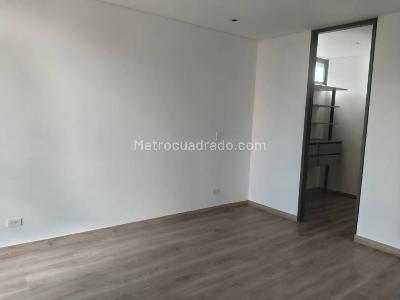 Apartamento de 2 alcobas en venta en Las Palmas, Medellín, 143 m² · foto 18 de 20