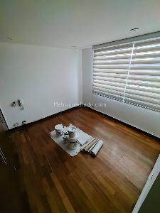 Apartamento en arriendo en Altos Del Poblado, Medellín · foto 6 de 15
