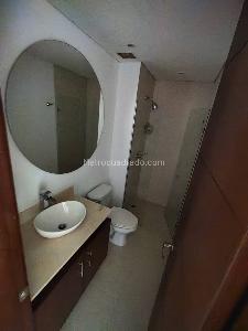 Apartamento en arriendo en Altos Del Poblado, Medellín · foto 7 de 15