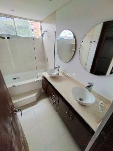 Apartamento en arriendo en Altos Del Poblado, Medellín · foto 14 de 15
