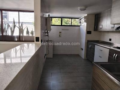 Apartamento de 3 alcobas en arriendo en Las Lomas 2, Medellín, 110 m² · foto 9 de 20