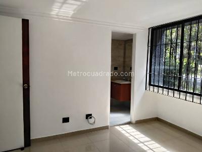 Apartamento de 3 alcobas en arriendo en Las Lomas 2, Medellín, 110 m² · foto 14 de 20