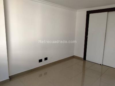 Apartamento de 3 alcobas en arriendo en Las Lomas 2, Medellín, 110 m² · foto 16 de 20