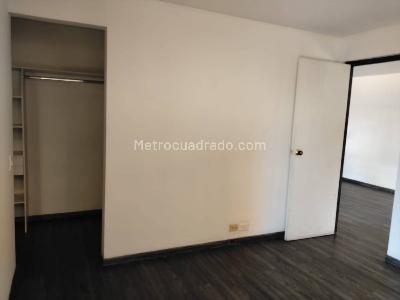 Apartaestudio en venta en Las Lomas 2, Medellín, 62 m² · foto 14 de 18