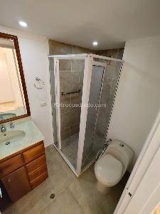 Apartamento de 3 alcobas en arriendo en Poblado Altos Delpoblado, Medellín, 116 m² · foto 13 de 15