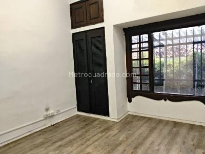 Casa de 5 alcobas en arriendo en Las Lomas 2, Medellín, 605 m² · foto 6 de 20
