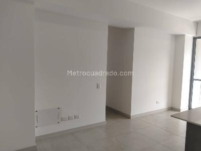 Apartamento de 3 alcobas en arriendo en Envigado, Envigado, 70 m² · foto 3 de 20