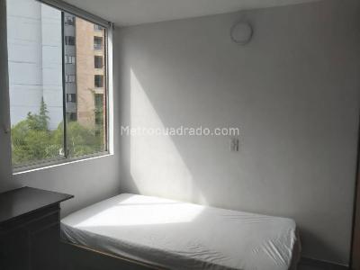 Apartamento de 2 alcobas en venta en El Poblado Loma Del Indio, Medellín, 56 m² · foto 14 de 19