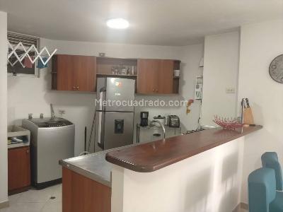Apartamento de 2 alcobas en venta en El Poblado Loma Del Indio, Medellín, 56 m² · foto 5 de 19