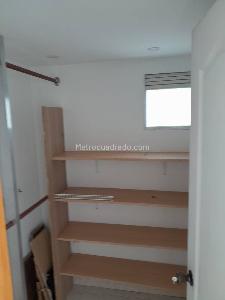 Apartaestudio en arriendo en Loma Del Indio, Medellín, 53 m² · foto 8 de 17
