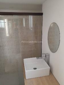 Apartaestudio en arriendo en Loma Del Indio, Medellín, 53 m² · foto 10 de 17