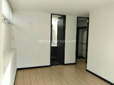 Apartamento de 3 alcobas en arriendo en Poblado Altos Del Poblado, Medellín, 80 m² · foto 4 de 13