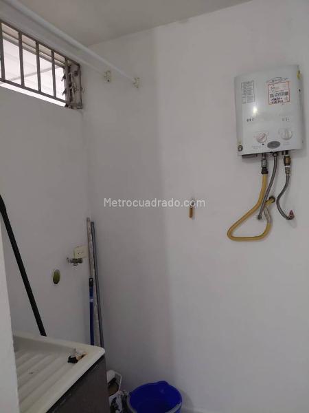 3BR Apartment in La Loma Del Indio (65 m²) - 4