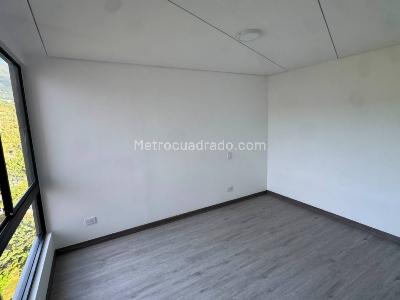 Apartamento de 2 alcobas en arriendo en Las Palmas, Medellín, 70 m² · foto 11 de 20
