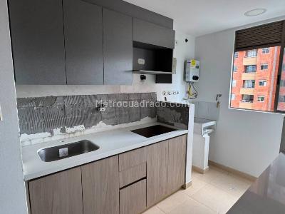 Apartamento en venta en Loma Del Indio, Medellín · foto 4 de 20