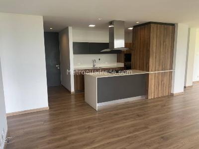 Apartamento de 3 alcobas en venta en El Poblado, Medellín, 147 m² · foto 3 de 20