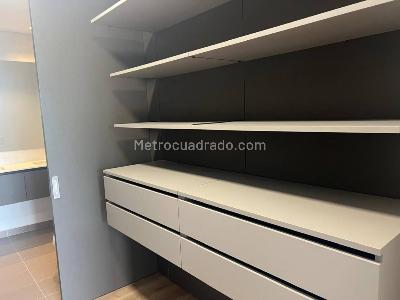 Apartamento de 3 alcobas en venta en El Poblado, Medellín, 147 m² · foto 17 de 20