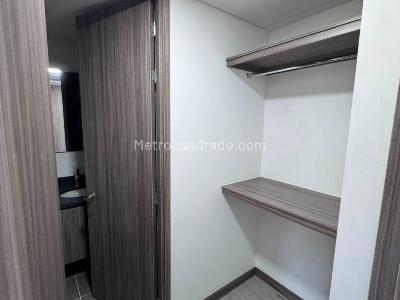 Apartamento de 3 alcobas en arriendo en Las Palmas, Medellín, 70 m² · foto 8 de 20