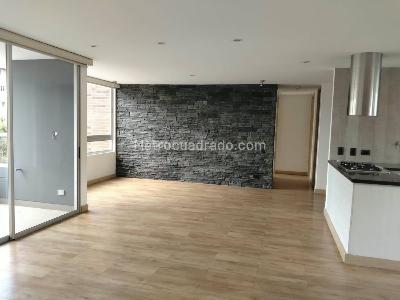 Apartamento de 2 alcobas en arriendo en Castropol, Medellín, 117 m² · foto 2 de 20