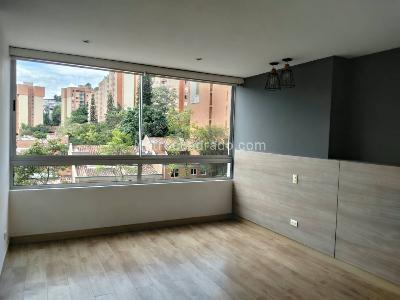 Apartamento de 2 alcobas en arriendo en Castropol, Medellín, 117 m² · foto 11 de 20