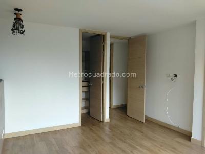 Apartamento de 2 alcobas en arriendo en Castropol, Medellín, 117 m² · foto 14 de 20