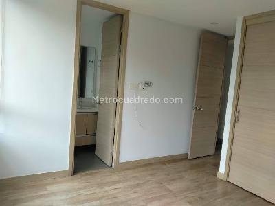 Apartamento de 2 alcobas en arriendo en Castropol, Medellín, 117 m² · foto 18 de 20
