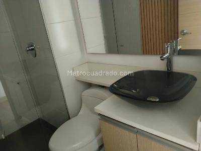 Apartamento de 2 alcobas en arriendo en Castropol, Medellín, 117 m² · foto 19 de 20