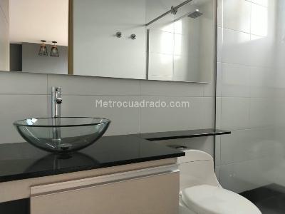 Apartamento de 2 alcobas en arriendo en Castropol, Medellín, 117 m² · foto 20 de 20