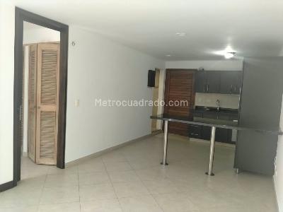 Apartaestudio en arriendo en Las Lomas 2, Medellín, 48 m² · foto 2 de 12