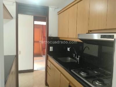 Apartaestudio en arriendo en Poblado Altos Del Poblado, Medellín · foto 7 de 12