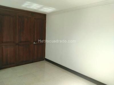 Apartaestudio en arriendo en Poblado Altos Del Poblado, Medellín · foto 10 de 12
