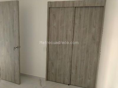 Apartamento de 2 alcobas en venta en El Poblado Loma Del Indio, Medellín, 57 m² · foto 13 de 19