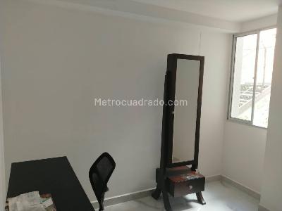 Apartamento de 2 alcobas en venta en El Poblado Loma Del Indio, Medellín, 57 m² · foto 15 de 19
