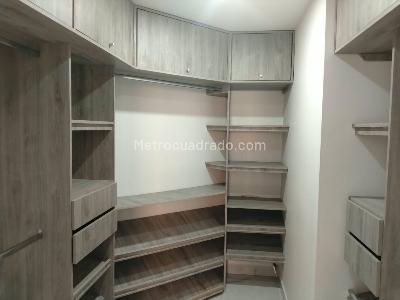 Apartamento de 2 alcobas en venta en El Poblado Loma Del Indio, Medellín, 57 m² · foto 16 de 19