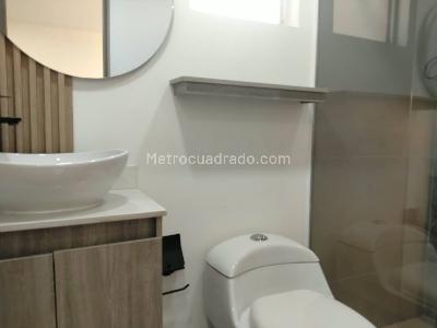 Apartamento de 2 alcobas en venta en El Poblado Loma Del Indio, Medellín, 57 m² · foto 18 de 19