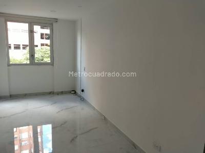 Apartamento de 2 alcobas en venta en El Poblado Loma Del Indio, Medellín, 57 m² · foto 9 de 19