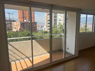 Apartaestudio en arriendo en Poblado Altos Del Poblado, Medellín · foto 14 de 20
