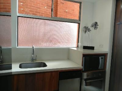 Apartamento de 3 alcobas en arriendo en Castropol, Medellín, 115 m² · foto 8 de 20