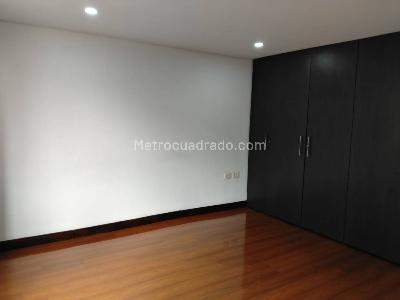 Apartamento de 4 alcobas en venta en El Poblado, Medellín, 295 m² · foto 12 de 20
