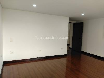Apartamento de 4 alcobas en venta en El Poblado, Medellín, 295 m² · foto 18 de 20