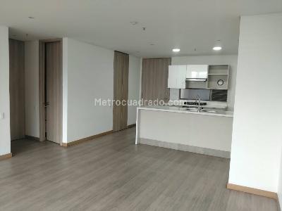 Apartaestudio en venta en Loma De Los Gonzalez, Medellín, 67 m² · foto 4 de 16