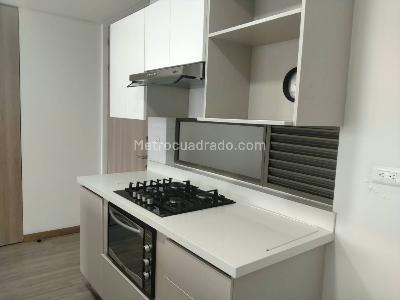 Apartaestudio en venta en Loma De Los Gonzalez, Medellín, 67 m² · foto 7 de 16