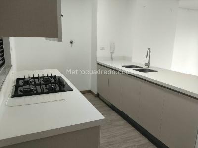 Apartaestudio en venta en Loma De Los Gonzalez, Medellín, 67 m² · foto 8 de 16