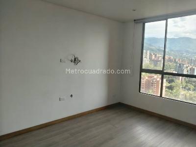 Apartaestudio en venta en Loma De Los Gonzalez, Medellín, 67 m² · foto 10 de 16